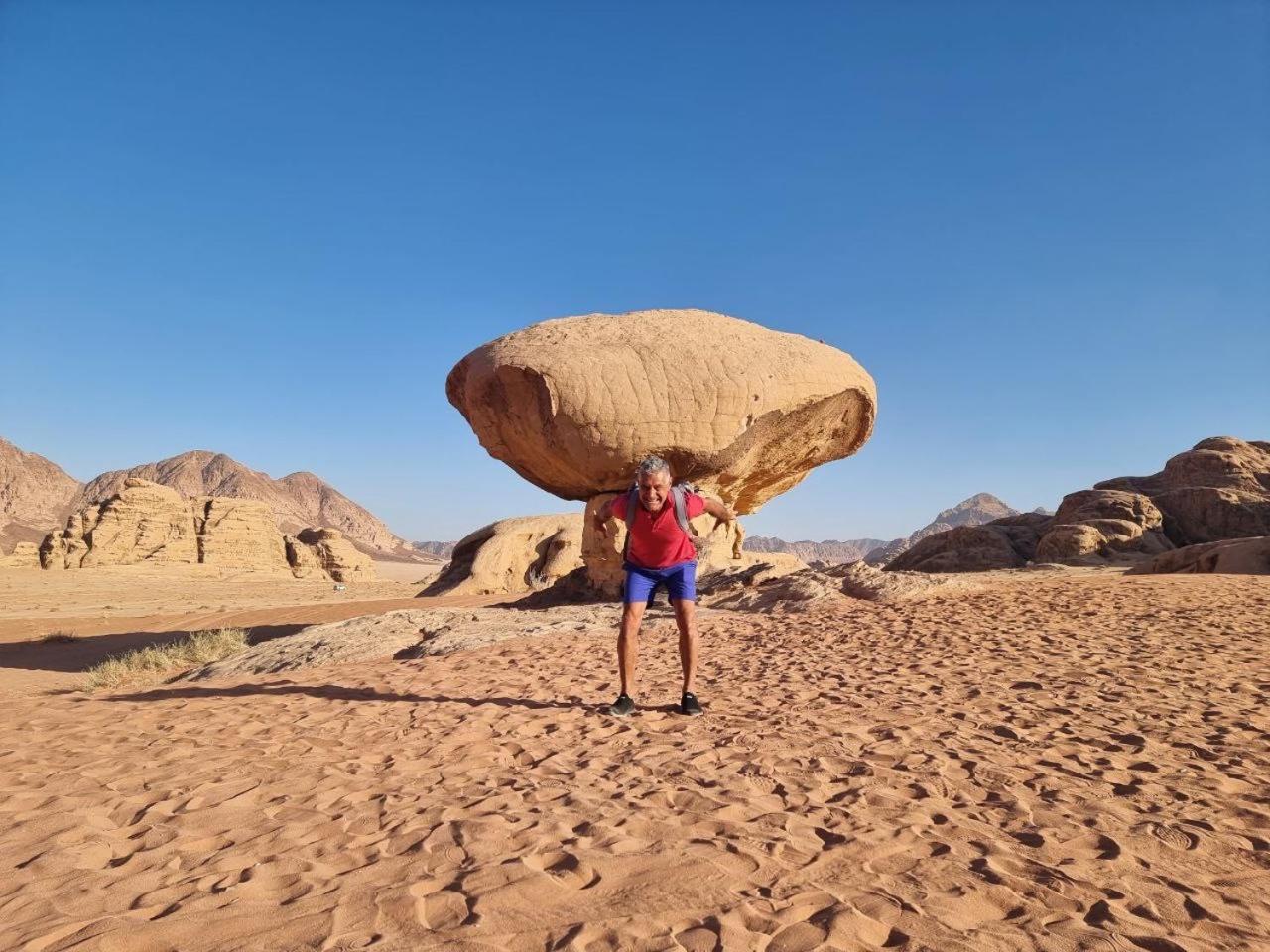 Wadi Rum Oscar Camp Extérieur photo